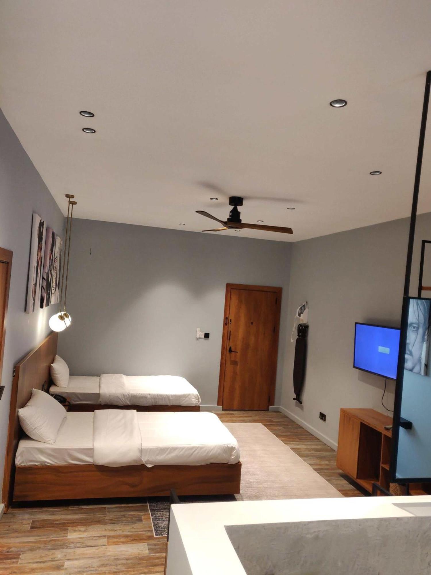 Burundi Palace Boutique Hotel 부줌부라 외부 사진